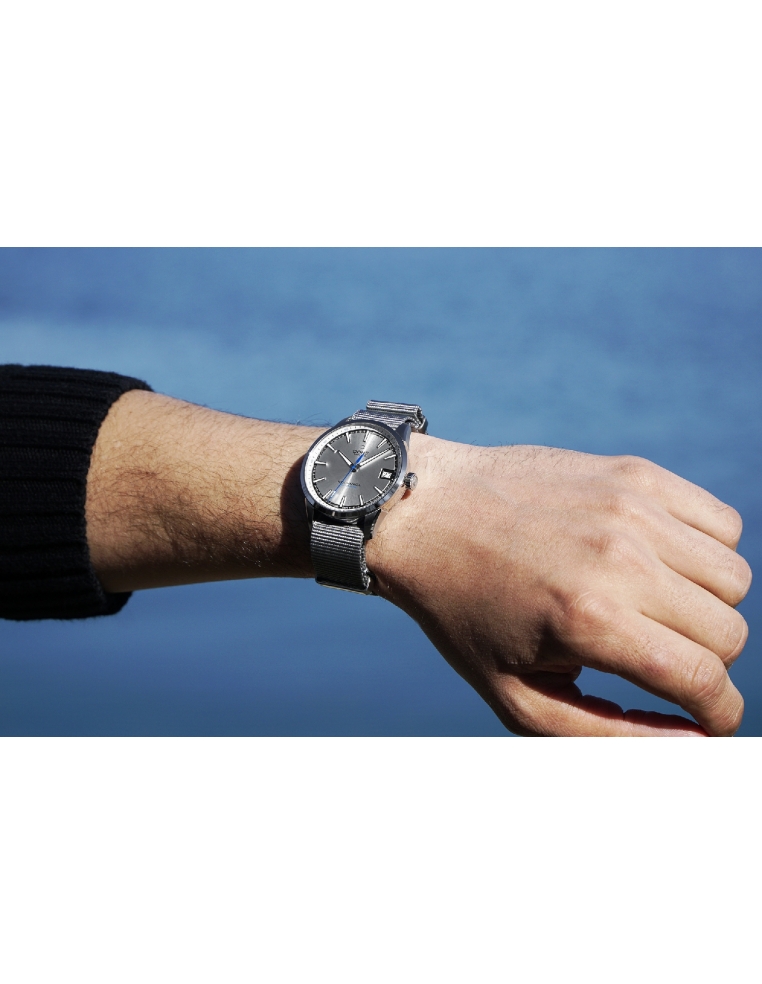 Bracelet 20mm - NATO gris sur boucle acier