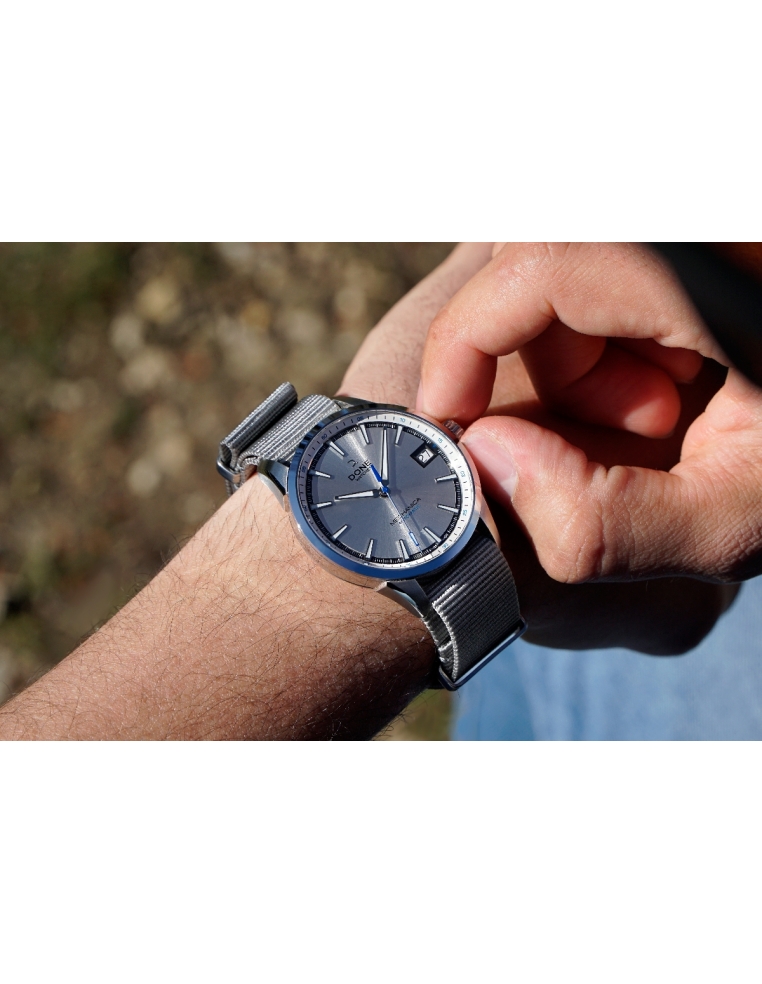 Bracelet 20mm - NATO gris sur boucle acier