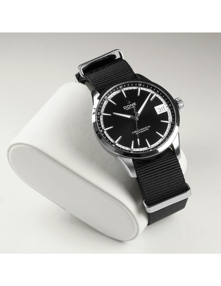 NATO Strap 20mm - Black with s-steel buckle