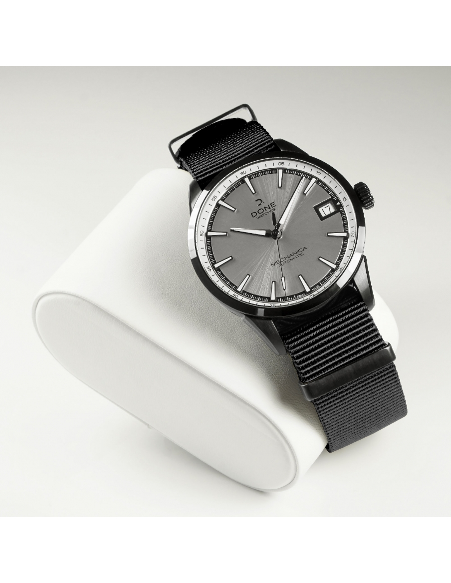 Bracelet 20mm - NATO noir sur boucle acier noire